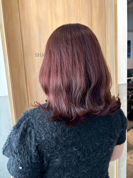 ふんわり外ハネ × レッドブラウン