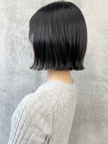 モリオ(morio)&nbsp;黒髪　外はねボブ