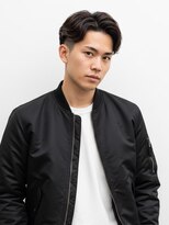 エムエイチバーバー 肥後橋(MH THE BARBER)&nbsp;センターパート×ツーブロック【肥後橋駅・西梅田・本町】