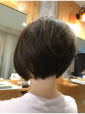 前下がりボブ