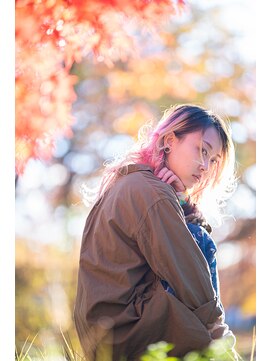 オーバーキャプテンネイキッド(OVER CAPTAIN NAKED) [OVERcaptainnaked] 　紅葉×グラデーションカラー