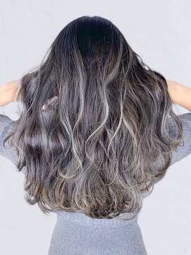 ディーバ 池袋東口(D.I.E.V.A) 10代20代30代海外風大人レイヤーカット暗髪アッシュベージュ