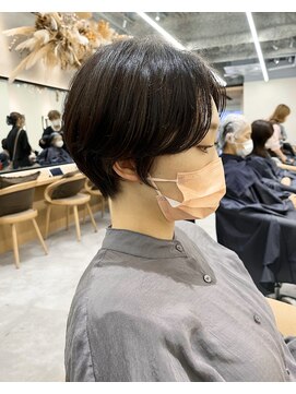 ロンドプロフィール 浦和(Lond profil) 蒲生優 【グレージュ丸みマッシュショート】【浦和】