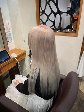 ロア 福岡天神本店(LORE) ダブルカラーベージュカラーケアブリーチカラーハイトーンカラー