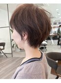 小顔カットショートボブ大人可愛いアッシュオリーブ