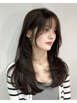 ワン バイ ジエクト(One by The Ect)&nbsp;大人色気ヘアざくざくレイヤー小顔前髪オリーブグレージュ