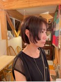 前上がりコンパクトボブ