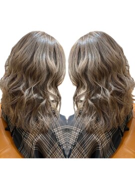 ニフティー(NIFTY) アッシュ・ベージュ