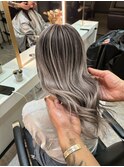 前髪アンブレラカラーこなれミディイメチェンウェーブパーマ