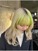 【kanae/藤沢】レイヤーカット/前髪インナー/ネオングリーン