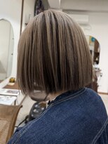 ルイ(ROUIS produced by LUCK 津田沼)&nbsp;ROUIS  津田沼　アンブレラカラー　ブリーチ