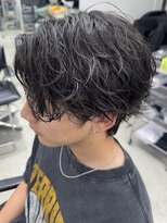 フィフス 名駅(fifth)&nbsp;シャドウパーマ名古屋ルーズパーマ韓国ヘア名駅波巻きメンズ30代