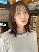 ケーツー心斎橋 クイーンズガーデン バイ ケーツー(K two QUEEN'S GARDEN by K two) ミディアムレイヤー*ミディアムヘア*透明感カラー*前髪カット