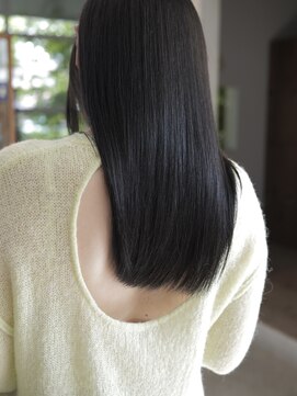 ニコル(Nicoru*) 美髪矯正で自分史上1番の髪へ