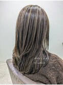 ロングヘア×デザインカラー