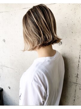 molt 麻生/レイヤーカット/ボブ/バレイヤージュ/ハイライト/海外ヘア 【モルト】 コントラストハイライト　ボブ
