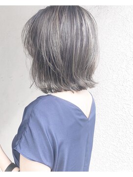 ヘアーアンドアトリエ マール(Hair&Atelier Marl) 【Marl】ハイライト入りグレージュの切りっぱなしボブ♪
