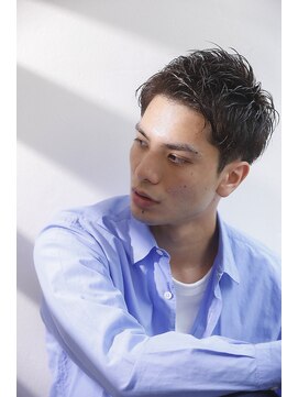 イグレックビス(igrek bis) 爽やかアップバングショート