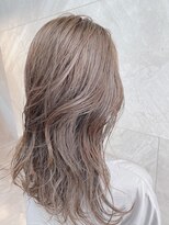 ドゥマン(Demain) ブリーチなし/透明感溢れる/ミルクティーベージュ/小顔/レイヤー