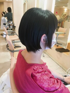 モリオ フロム ロンドン 鶴瀬店 【morio鶴瀬】20代30代40代大人カワイイ黒髪前下りショート