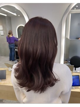 ジーナ 渋谷駅前(Zina) shion この春おすすめピンクブラウンカラー