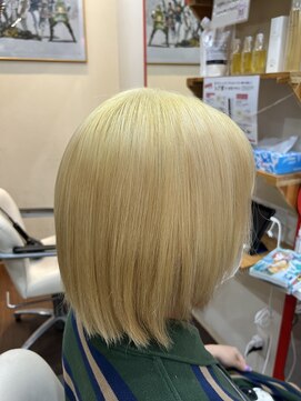 クオーレツー(Cuore2) 抜きっぱ金髪ボブ