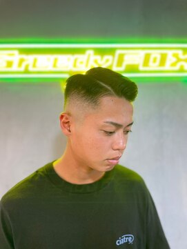 グリーディーフォックス 代々木(Greedy FOX) 韓国マッシュ/センタ-パ-ト/ツイストスパイラル/スキンフェード