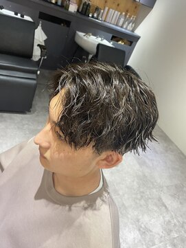 クオル 立川(QOL) ツイスパ×波巻き ミックスヘア