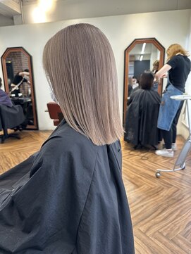 ウニレ バイ センス(unire by sense) 【ブリーチ2回】透明感ホワイトベージュカラー/飾磨/姫路