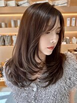ディーバ 渋谷(D.I.E.V.A)&nbsp;20代30代40代上品韓国風顔周りレイヤー艶ブラウンベージュロング