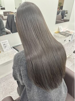 シーバイラヴィズム 万代店(Sea by LUVISM)の写真/【髪質改善*コスメ縮毛矯正+カット+AujuaクイックTR 】毛先までしっとりなナチュラルストレートに♪