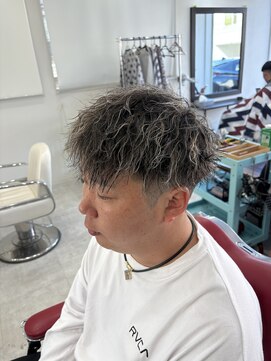 キューカンバー(CUCUMBER) ホワイトメッシュ　ツイストスパイラルパーマ　メンズ