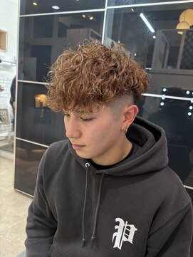 ヘアーグランデシーク(Hair Grande Seeek) メンズパーマスペインカールフェードツイストスパイラル波巻き