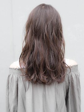 ルティア 池袋(Lutia) ゆるふわウェーブ ナチュラルブラウン