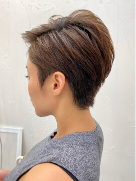 ロミー 本厚木(ROMMY.) オール世代おすすめ外国人風大人カッコいいショート骨格改善