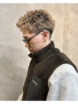 ルーム(.room.) スパイキーショート