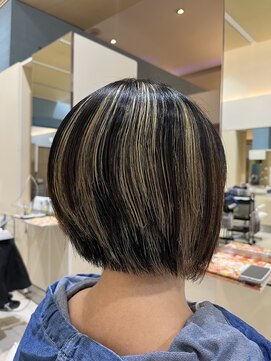 ボブインターナショナル(bob international) 個性派前下がりボブ