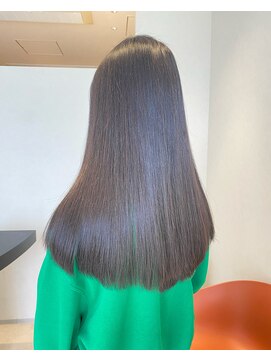 コルハバイラレヴ(CoLHa by Le Reve) ストレートロング　【廿日市　コルハ　ミヤジマ】