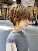 ショートヘアショートボブ白髪ぼかしハイライトカラーボブ