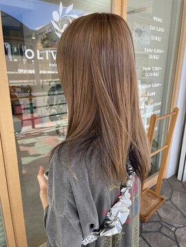 オリビアヘアー(OLIVIA HAIR) かわいい王道ミルクティーベージュカラー