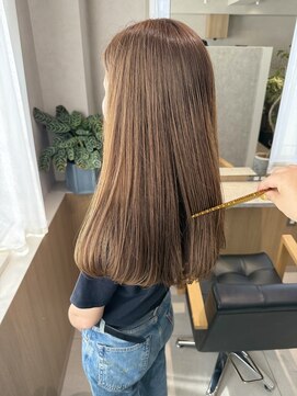 ニカ ボーテ(Nika beaute) 顔周りカット小顔似合わせカット ライトベージュ