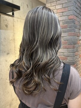 ブリッツバイレボ 船橋(BLITZ by REVO) 細めハイライト@yuuka_revo