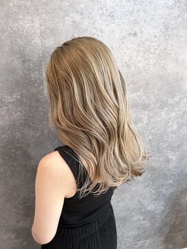 アンバール(amberl) ハイトーンベージュ