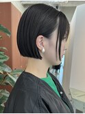 栄黒髪垢抜け丸みシルエットボブヘア グレージュ