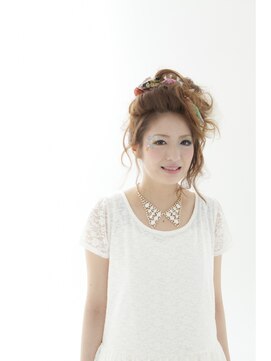 バズ ヘアーメイク(buzz Hair make) ラフアップアレンジ