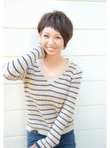 オン眉バングのヘルシーショート。