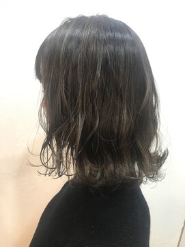 ヘアーアンドメイク ルシア 梅田茶屋町店(hair and make lucia) 3Dハイライト×ライトグレージュ