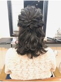 《eTONe》結婚式お呼ばれ♪ふわふわハーフアップ
