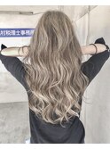【Marl】バレイヤージュのプラチナブロンドカラー☆