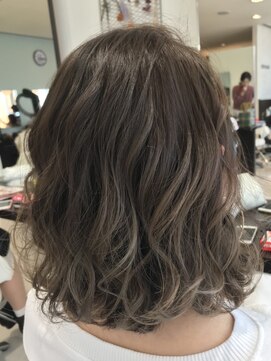 アメイジングヘアー 美沢店(AMAZING HAIR) 【AMAZING HAIR 美沢店/五十嵐】抜け感グラデーションカラー